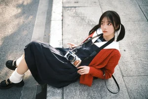 Ye Ye: Vibrant Energy in YiTuYu Art Language Vol.6431 - image 1