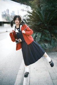Ye Ye: Vibrant Energy in YiTuYu Art Language Vol.6431 - image 0