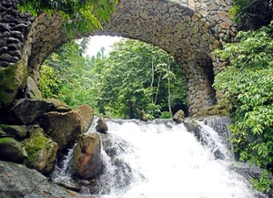 Top 5 Must-Visit Waterfalls Near Hanoi for a Summer Escape - image 2