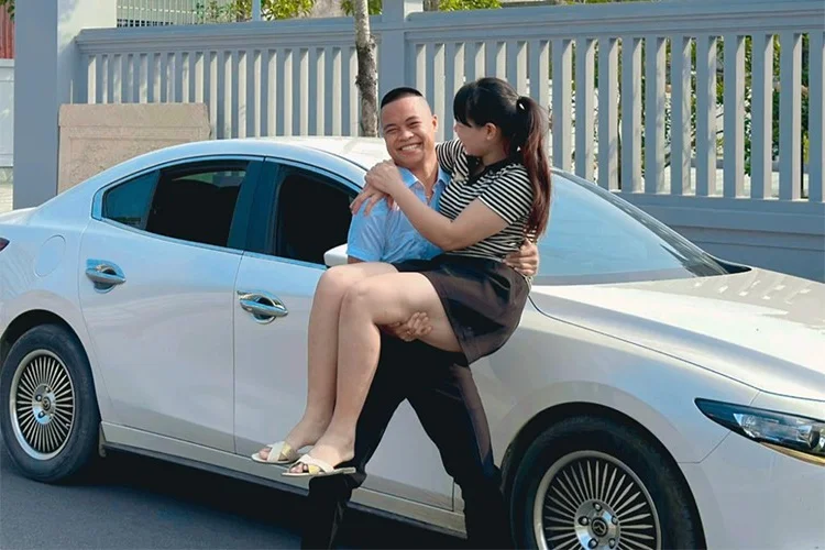 Inside the Luxury Car Collection of the 'Hai Sen Family' Before Legal Action