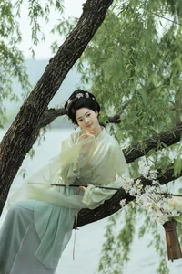 YiTuYu Art Language Vol.9467: Stunning Portrait Gallery of Gu Xiao Man - image 18