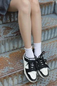 Xiao Jiu Returns in the Stylish IESS SXJ No.1801 Collection - image 22