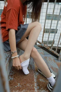 Xiao Jiu Returns in the Stylish IESS SXJ No.1801 Collection - image 35