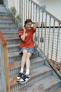 Xiao Jiu Returns in the Stylish IESS SXJ No.1801 Collection - image 31