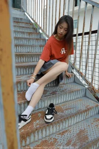 Xiao Jiu Returns in the Stylish IESS SXJ No.1801 Collection - image 57
