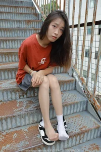 Xiao Jiu Returns in the Stylish IESS SXJ No.1801 Collection - image 38