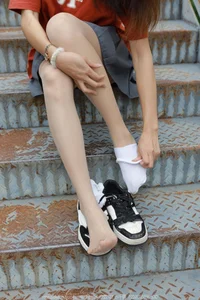 Xiao Jiu Returns in the Stylish IESS SXJ No.1801 Collection - image 17