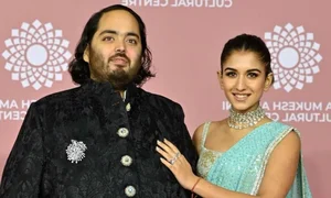 The Radiant Bride: Admiring Radhika Merchant’s Beauty at the Ambani Wedding - image 3
