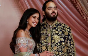 The Radiant Bride: Admiring Radhika Merchant’s Beauty at the Ambani Wedding - image 5