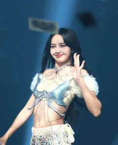 Xu Jiao Faces Backlash from Lisa Fans Over Social Media Comments - image 0