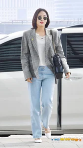 Kim Go Eun: The Master of Effortless Minimalist Style in the 'Exhuma' Era - image 8