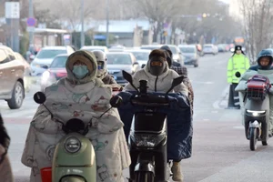 Breathtaking and Harsh Winter: Heavy Snow and Ice Blankets Northern China - image 1