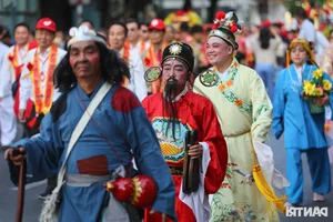 Massive Parade of 700 Participants at the Nghinh Ong Festival - image 2