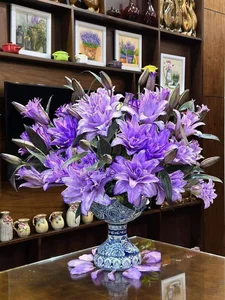 Discover the Enchanting Beauty of Purple Lilies: The Hot New Trend in Floral Home Decor - image 3