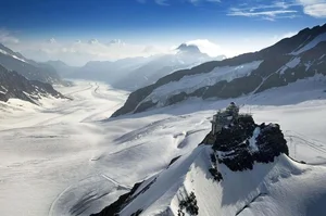 Discover the Breathtaking Glaciers of the Jungfrau-Aletsch UNESCO World Heritage Site: A Pristine Journey Through the Majestic Swiss Alps - image 3