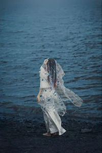 YiTuYu Art Language Vol.7257: A Captivating Visual Study of Model Lin Lang’s Timeless Beauty - image 9