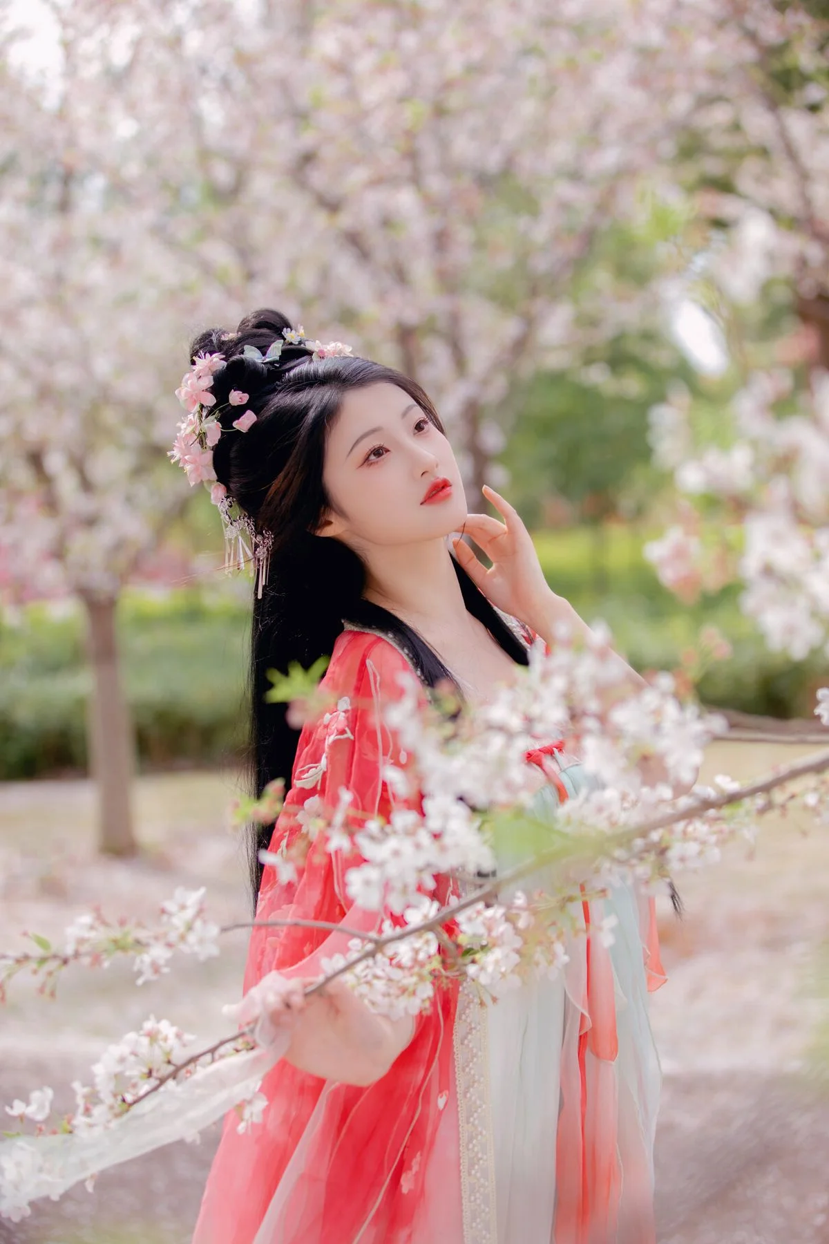 Art Language Vol.7033 featuring Yang Yang - A Stunning Portrait Gallery