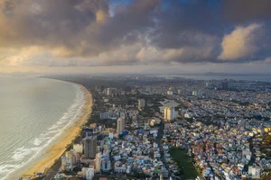 Vung Tau Travel Guide 2024: A Complete Guide to Beaches and Seafood - image 0