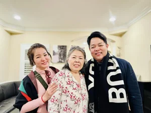 Touring the Beautiful US Home of Singer Quang Le - image 3