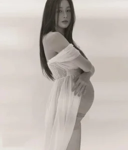 Rumors Surface Regarding Fan Bingbing’s Alleged Secret Marriage and Private Life - image 12