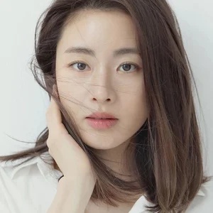 Rumors Surface Regarding Fan Bingbing’s Alleged Secret Marriage and Private Life - image 14