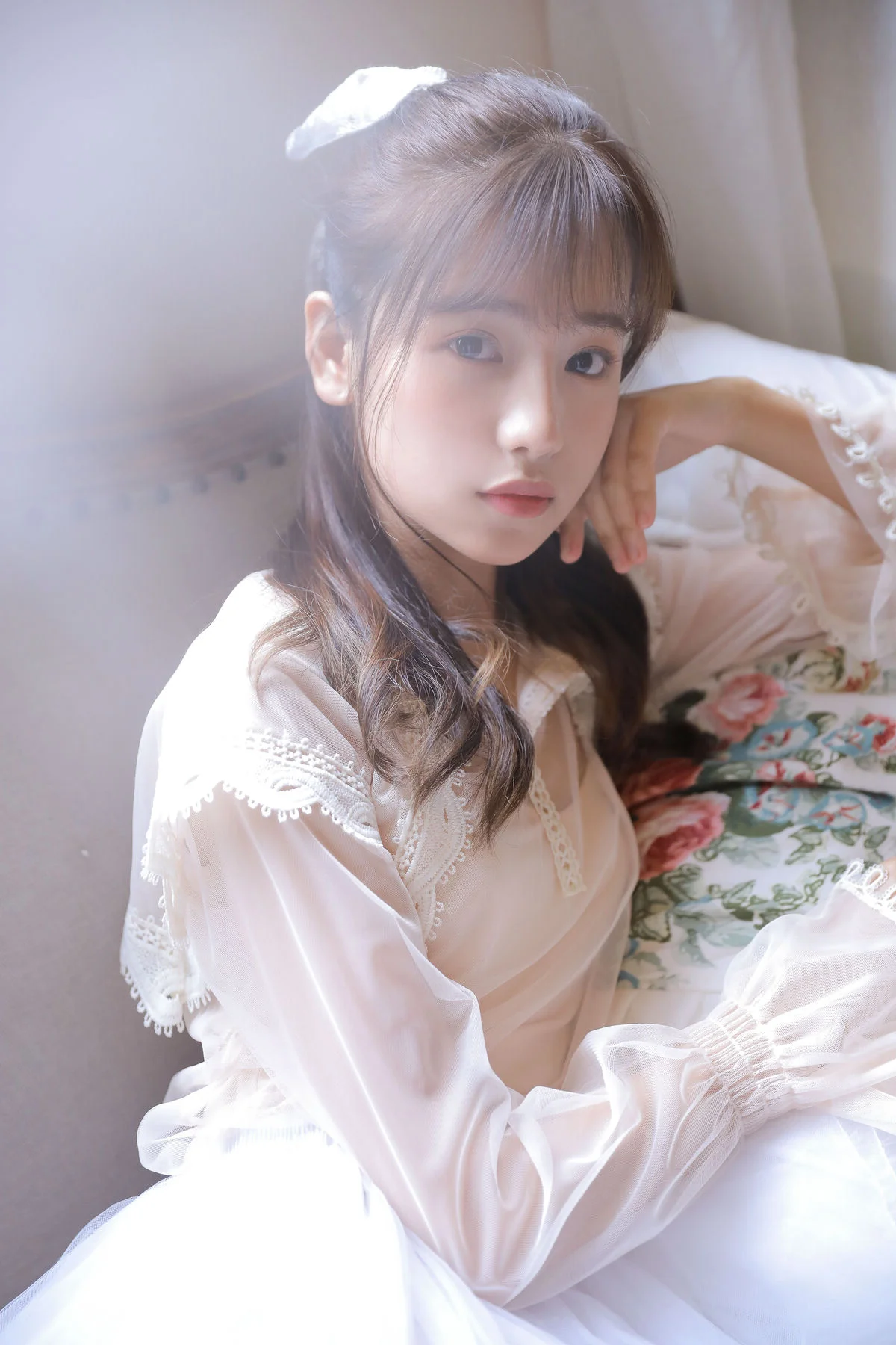 Art Language Vol.6343 YiTuYu Presents Wen Si Er Vv Portrait Series