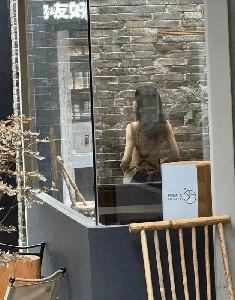 Controversial Cafe Sparks Intense Debate Over Revealing Outfits of Female Staff - image 1