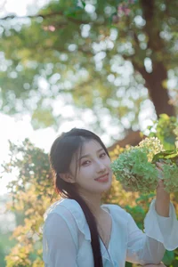 Sophisticated Visuals: YiTuYu Art Language Vol.5224 Yang Mao Shan Er - image 2
