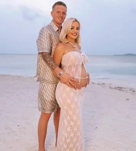 Meet the Glamorous and Successful WAGs of the England National Football Team - image 10