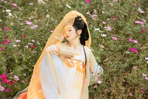 Contemporary Beauty: YiTuYu Art Language Vol.6630 Featuring Yi Xin - image 2