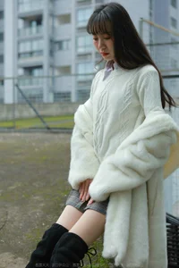 IESS Tuan Tuan in Boots and Silk: A Seasonal Fashion Highlight - image 72