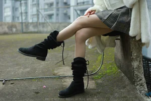 IESS Tuan Tuan in Boots and Silk: A Seasonal Fashion Highlight - image 32