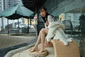 IESS Tuan Tuan in Boots and Silk: A Seasonal Fashion Highlight - image 37