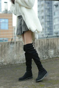 IESS Tuan Tuan in Boots and Silk: A Seasonal Fashion Highlight - image 80