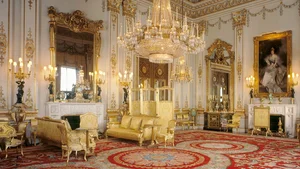 A Visual Journey Through the World's Most Magnificent and Opulent Palaces - image 0