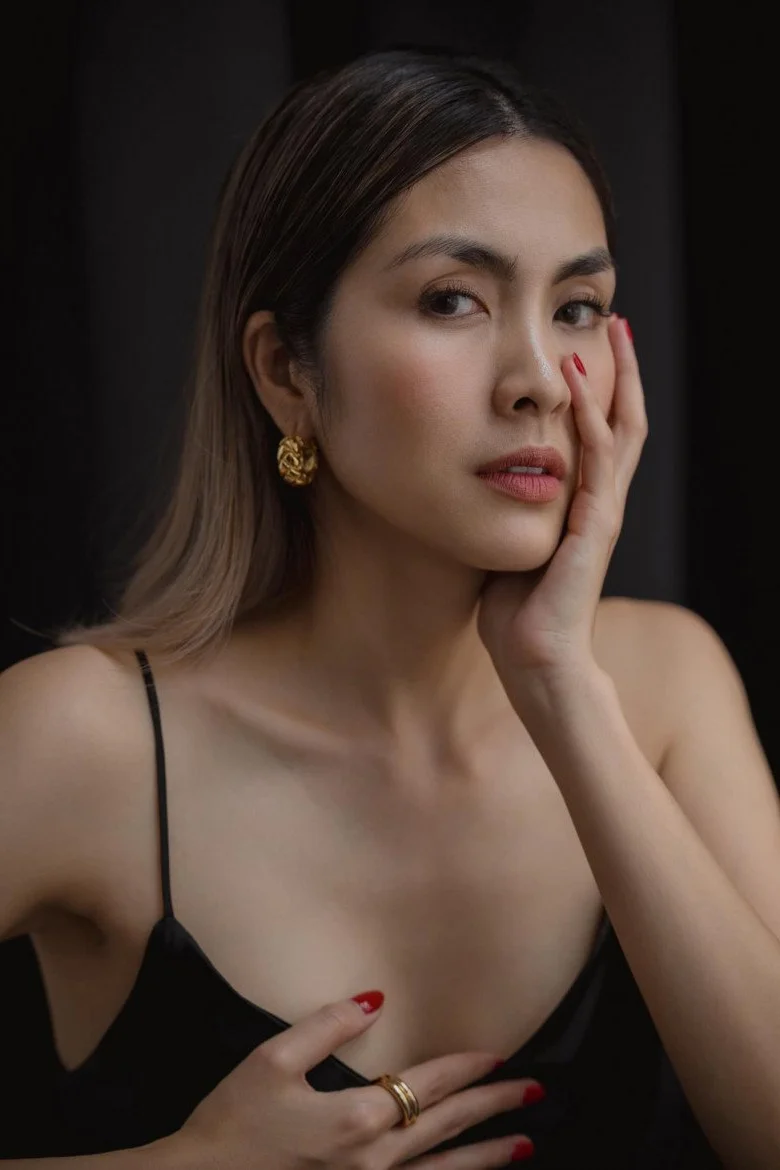 Tang Thanh Ha Beauty Secrets: Close-Up Photos and the Mystery of Her Timeless Look