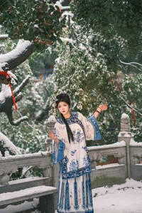 Sophisticated Portraiture: YiTuYu Art Language Vol.6975 Featuring Kailin Jiang - image 9