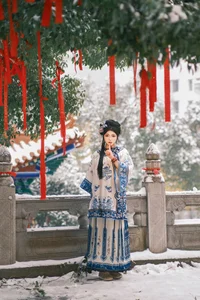 Sophisticated Portraiture: YiTuYu Art Language Vol.6975 Featuring Kailin Jiang - image 28