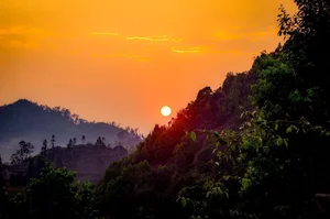 Breathtaking Sunrise Views from the Remote Lo Lo Chai Village - image 0