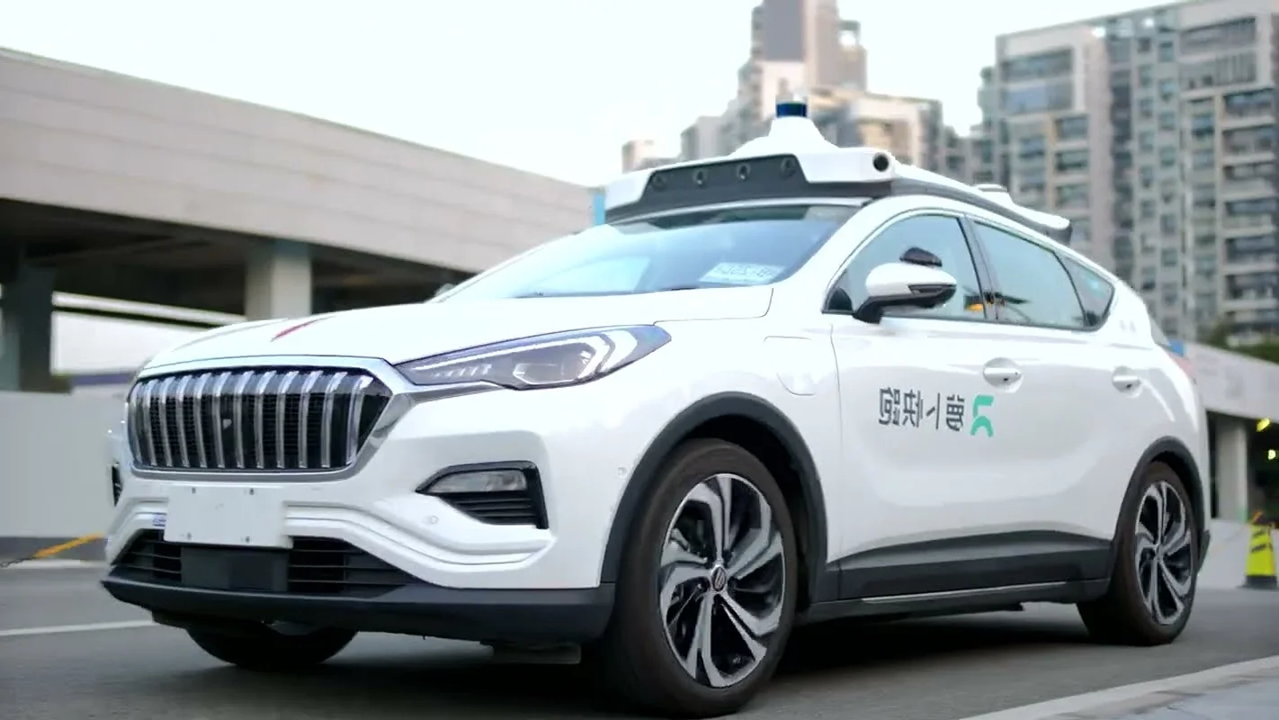 Why Tourists Are Shocked by China's Robot Taxi Experience