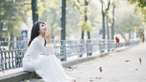 Timeless Elegance: A Gallery of Vietnamese Schoolgirls in Traditional White Ao Dai - image 79