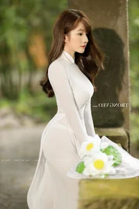 Timeless Elegance: A Gallery of Vietnamese Schoolgirls in Traditional White Ao Dai - image 52