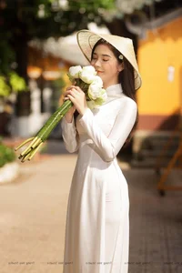 Timeless Elegance: A Gallery of Vietnamese Schoolgirls in Traditional White Ao Dai - image 19