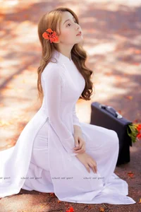 Timeless Elegance: A Gallery of Vietnamese Schoolgirls in Traditional White Ao Dai - image 24