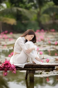Timeless Elegance: A Gallery of Vietnamese Schoolgirls in Traditional White Ao Dai - image 41