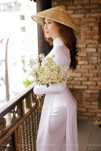 Timeless Elegance: A Gallery of Vietnamese Schoolgirls in Traditional White Ao Dai - image 37