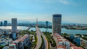 Luxury Han Riverfront Apartments Heat Up Da Nang Real Estate Market - image 2