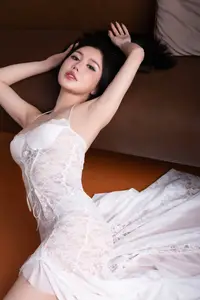 Discover the Alluring Beauty of a Woman in Pure White Lace Her Gentle Elegance Captivates Every Gaze - image 5