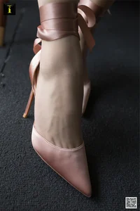 Sweet Elegance: Exploring the Tang Tang 'Candy' Leg Model Collection by IESS - image 3