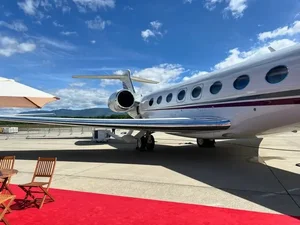 Inside Jeff Bezos's Multi-Million Dollar Private Jet: The Ultimate in Luxury Travel - image 12